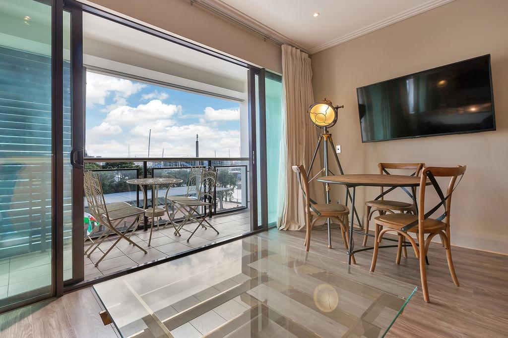 Cbd Viaduct Harbour Resort Auckland Bagian luar foto