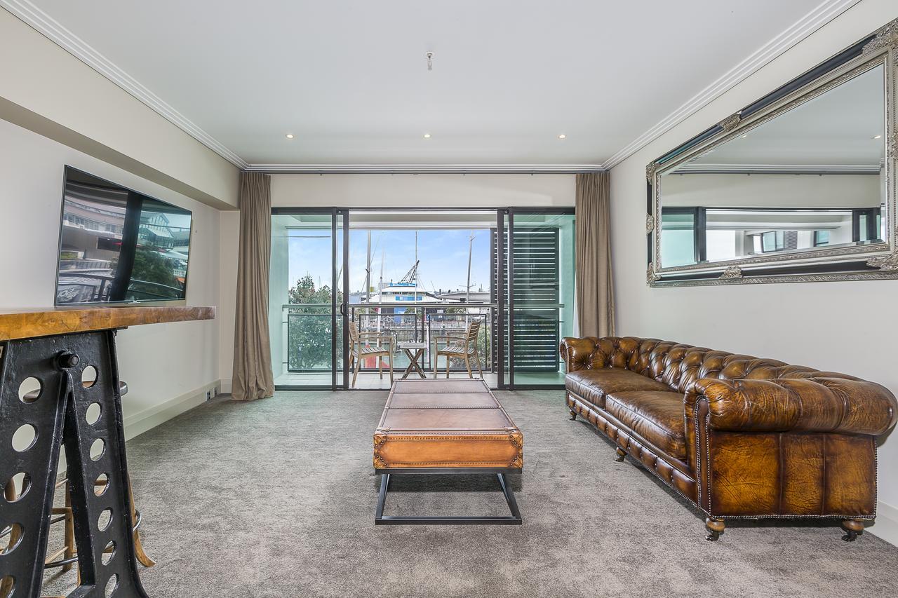 Cbd Viaduct Harbour Resort Auckland Bagian luar foto