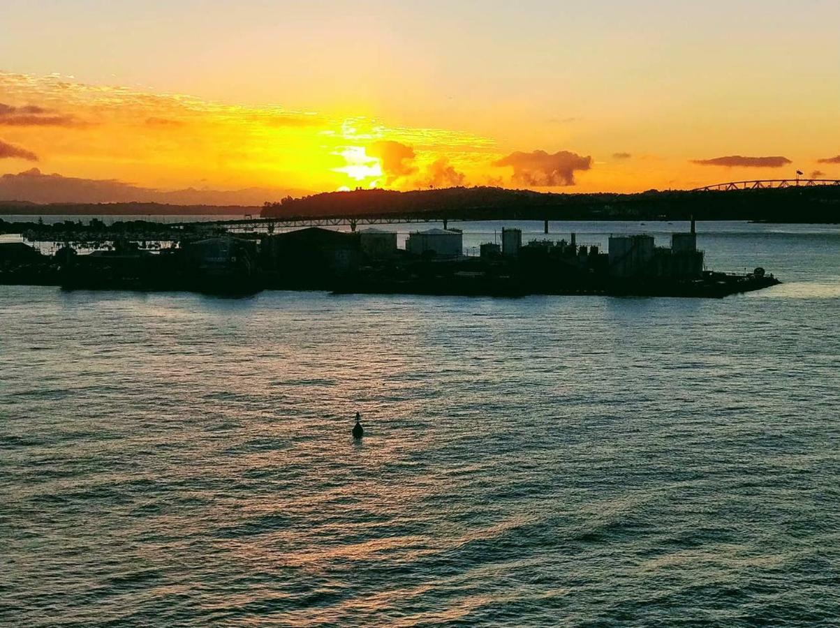 Cbd Viaduct Harbour Resort Auckland Bagian luar foto